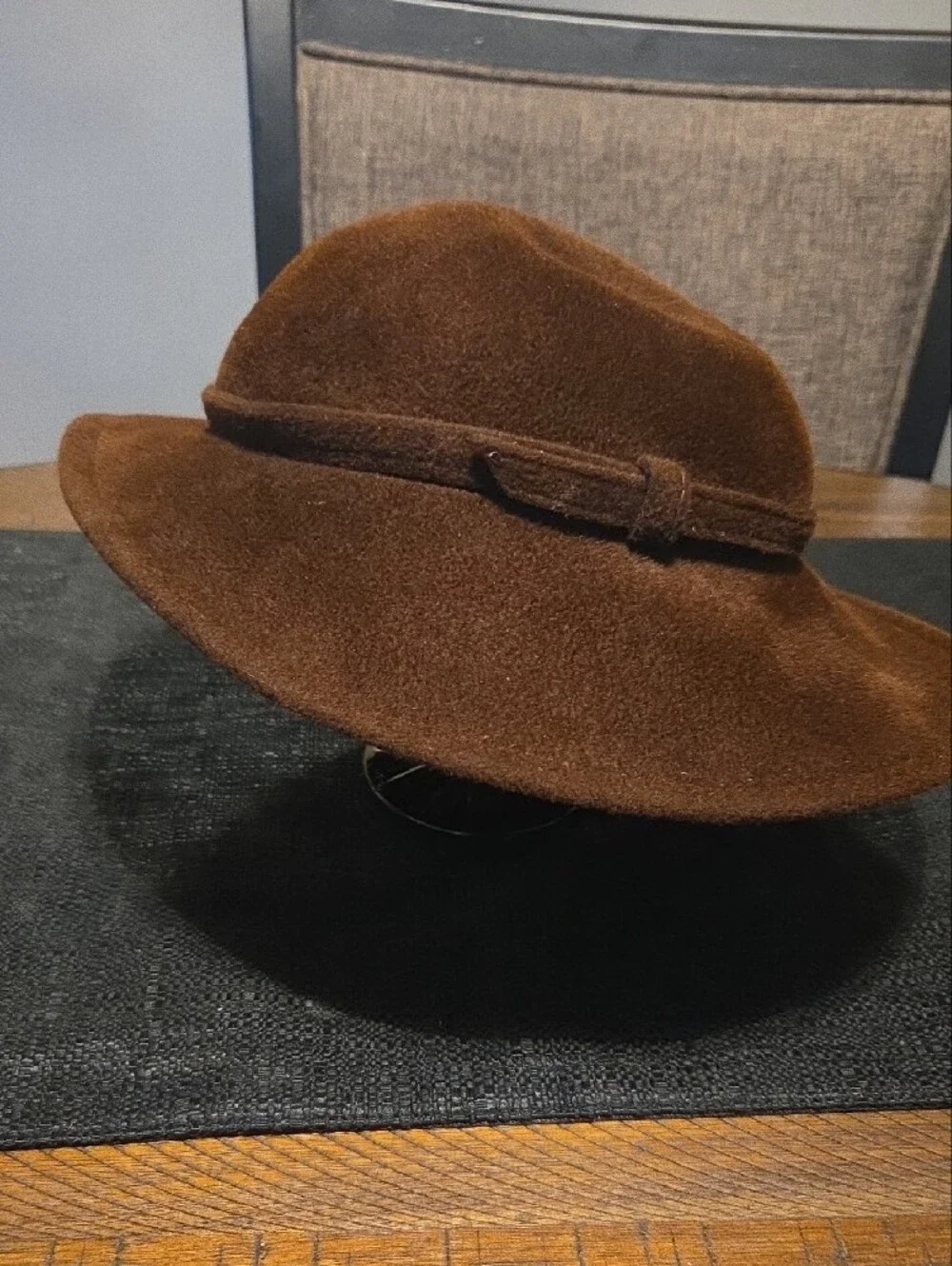 Vintage Classic Brown Wool Cloche Hat